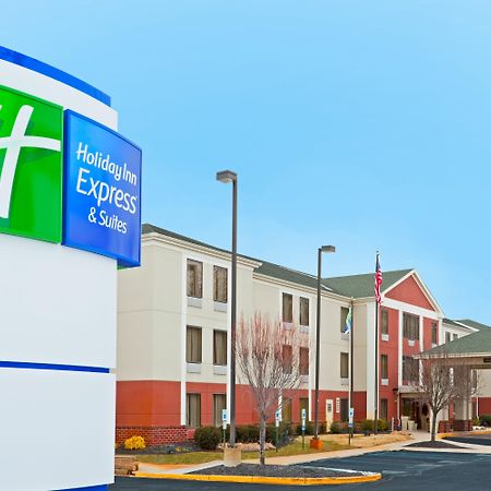 Holiday Inn Express & Suites Carneys Point - Pennsville By Ihg Экстерьер фото