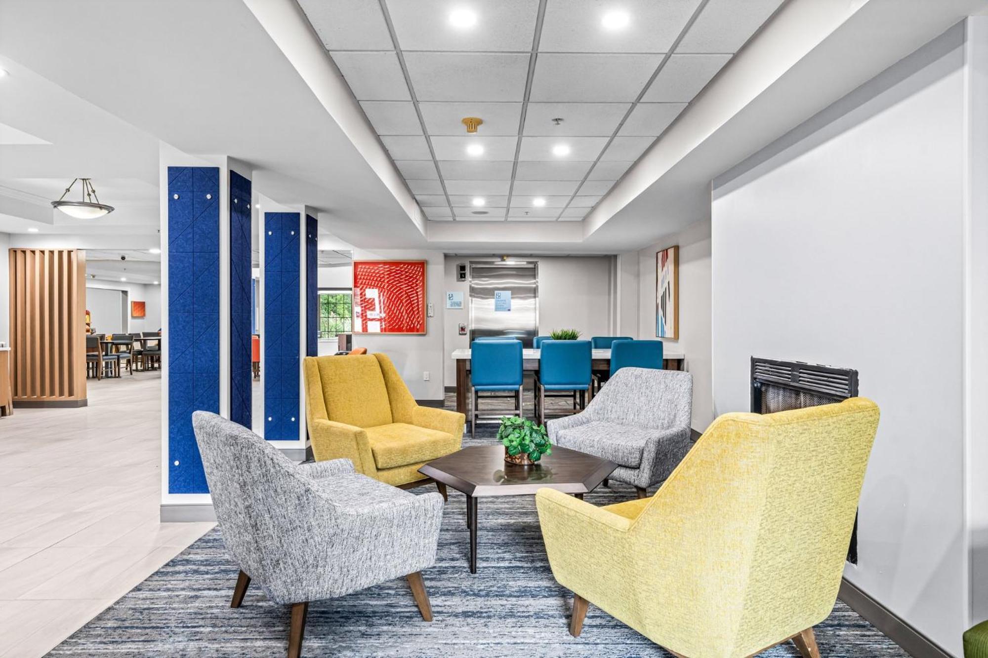 Holiday Inn Express & Suites Carneys Point - Pennsville By Ihg Экстерьер фото
